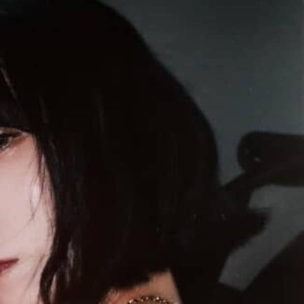 「小松菜奈に似てると言われます」→女性の姿に「それより…レディーガガ」「ガガ様に似てる!」の声が続出