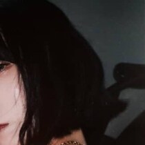 「小松菜奈に似てると言われます」→女性の姿に「それより…レディーガガ」「ガガ様に似てる！」の声が続出