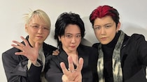 ミセス、白昼堂々ディズニー“満喫”→「普通にアクアトピア乗ってる」「待って、ランドにミセスいる」目撃続々　大森元貴は前日に“匂わせ”も