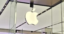 【画像】セール中のApple「iPhone 16e」