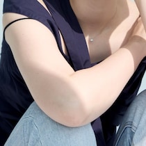 「ガッキーに似てる」と言われる32歳女性→まさかの姿に「透明感羨ましいいい！」「確かにガッキー」