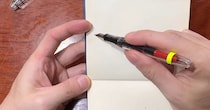 “謎の中国製の万年筆”で絵を描いたら……　ダイソーのアイテムで雰囲気ガラリ「上手いなあ」「センスが光ってます」