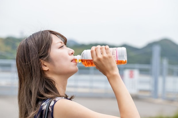 「33回目の購入です」 一番うまいと思う「ペットボトルの麦茶」ランキング1位に「無糖なのに甘みがある」「夏の必需品」「断然おいしい」の声