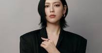 「なかなか際どい格好」　三吉彩花、“透けすぎてる”衣装に大反響　ルックが刺激的で「破壊力が凄まじい」「爆イケ」