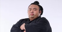 「無理して食べてた」　160キロ超の元大関貴景勝、引退後1年の“激ヤセ外見”に仰天！　29歳の精悍な変貌ぶりに共演者「50キロ以上落ちてるイメージ」