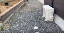 ただ砕石を敷いていた“味気ない庭”→DIYしたら……　雰囲気ガラリ「天才的なアイデア」「真似したい」