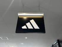 【画像】アディダスの“サンダル”