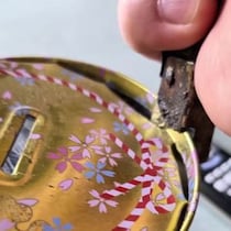 ダイソーの“30万円貯まる貯金箱”→500円玉を入れ続け、数年後開けたら……　圧巻の中身に「宝の山ですね」「尊敬します」
