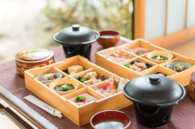 「親子ともに大・大・大満足でした」 山形県で“食事の評価が高い宿”1位に「普通のホテルでは味わえない食事」「アットホームな雰囲気でリラックス」の声