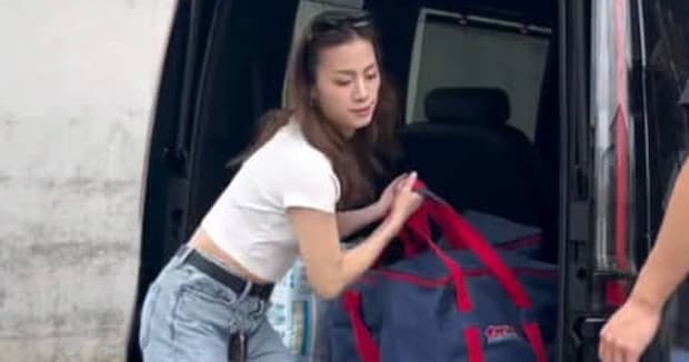 ←夫がいるとき　1人のとき→　2歳児のママが見せる“驚きのギャップ”が800万再生　「かっけぇww」「最高！」「わろた笑笑笑」