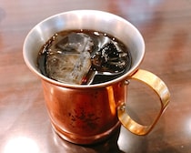 【女性に聞いた】コスパが高いと思う「コーヒーチェーン」ランキング！　第2位は「ドトールコーヒーショップ」、1位は？