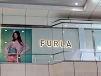 「使うのがもったいないくらい素敵」FURLA（フルラ）の“万能ハンドバッグ”に絶賛の声「必要な物は全て入る」「品質も色味もとても良い」