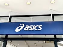 【画像】アシックスの“オールブラック防水スニーカー”