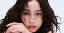はだけちゃいそう！　広瀬すず、“見えすぎなドレス姿”にネットざわつく「背中めっちゃ綺麗」「ドレスどこのや」