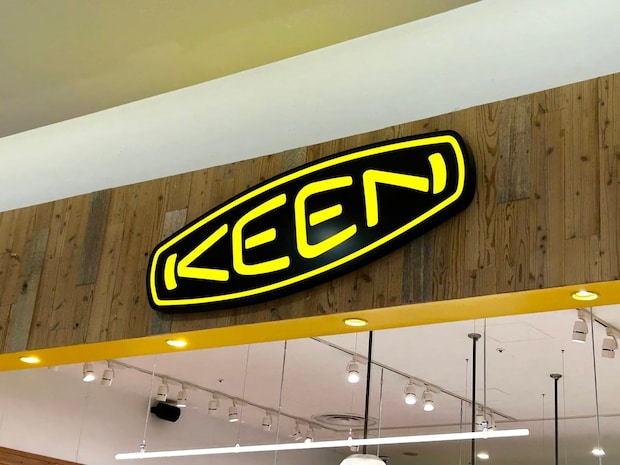 「これで4足目」KEENの“スニーカーみたいなサンダル”が大好評　「素足も靴下も快適」「他のサンダルはもう履けません」