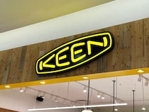 「これで4足目」KEENの“スニーカーみたいなサンダル”が大好評　「素足も靴下も快適」「他のサンダルはもう履けません」