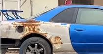 26年間放置された“日産・スカイライン R34”を約15万円で入手→修理したら……「やべぇ！」　衝撃の光景が59万再生「語彙力消える」【海外】
