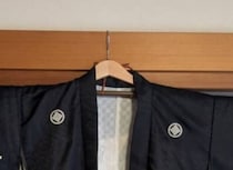 メルカリで買った“傷あり2500円”の七五三着物セット→開けてみたら……「出品者さああああああん!!」　驚きの中身に反響
