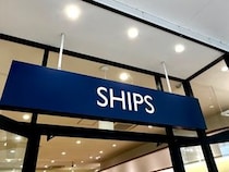 「ショルダーの幅が広めで肩が痛くなりにくい」　SHIPSの“2WAYトートバッグ”が大好評　「コンパクトながら大容量」「カジュアルにも使える」