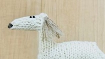 「なんというか衝撃」　“ボルゾイ”を編んだ編み物作家→完成品を見ると……“とんでもない仕上がり”に「なぜ？」「センスに脱帽しましたw」