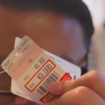 しまむらで買った3000円のバッグ→「何か入ってる！」と開けたら……　まさかの中身に「買いに走った」「コスパ良すぎる」