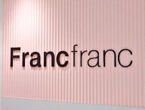 「可愛かったので追加で購入しました」　Francfrancの“カラフルグラス”が800円→560円　「テーブルが華やぎました」「大きな氷も入って使いやすい」