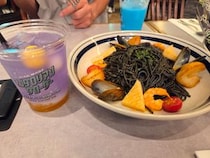 「ガチ恐怖」スターウォーズのコラボカフェ、2年前を振り返ると……220万回以上表示の“恐怖の料理”に「ヒィィィィ」「生々しい……」