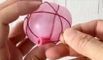 風船にワイヤーを巻き付けていくだけで……　夏にピッタリなアイテムの完成に「涼しげ」「とてもおしゃれ」