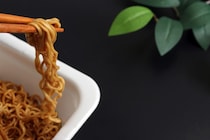 【北海道・東北在住者が選ぶ】一番コスパが良いと思う「カップ焼きそば」ランキング！　同率1位は「やきそば弁当」ともう一つは？