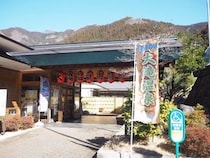 「コシの強い手打ちに大満足」　“名物そば”と“絶景天然温泉”で注目の道の駅！「首都圏からすぐ行ける」「ドライブからの温泉が染みる」
