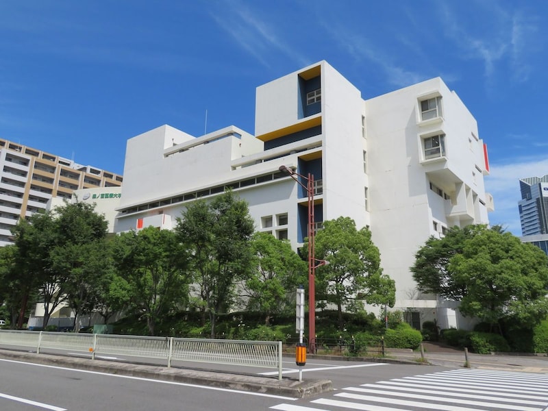 「本当に選んでよかった」 “立地が最高”な関西の大学って? ランキング上位に「医療関係を目指している人にはとてもおすすめ」「ほとんど歩かない」の声