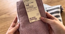 無印のシンプルなハンカチ→ボンドを塗って……　かわいすぎる仕上がりに「すてきなアイデア」「大好きなトトロ」