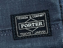 「財布・スマホ・イヤホンケースをすっきり仕分けられる」　PORTER（ポーター）の“ショルダーバッグ”が大好評　「私服が高見えする」「とにかく軽い」