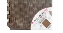 コスプレ好きな高校生→ダイソーのマットを使って作ったのは……「そうはならんやろ」　まさかの完成品に「訳が分からない」
