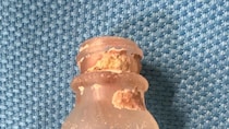 千葉の海でシュノーケリング→海底で見つけたのは……　貴重なアイテムに「ロマンが過ぎます」「お宝発見！」