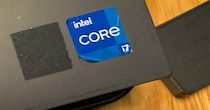 「意外と違和感ない」炊飯器のシールをPCに貼ったら……　シュールすぎる光景に「排熱と同時に水蒸気出てきそう」「欲しい」