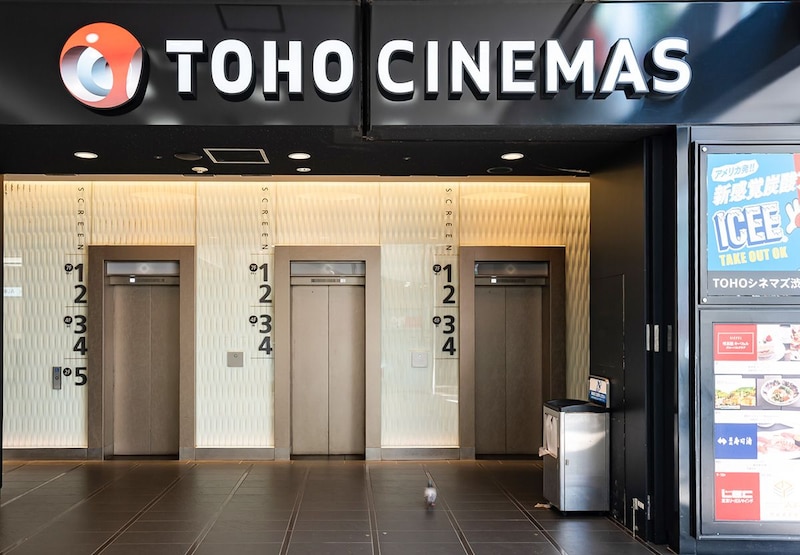 「うおおお」9800円のまさかのポップコーンボックス発売にSNS沸く「欲しすぎる」「思ってた3倍位でかい」【25周年記念『ハリー・ポッターと賢者の石』】