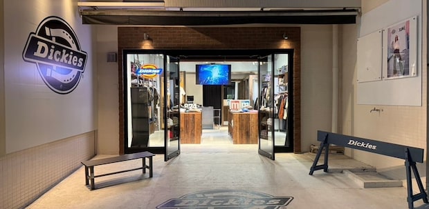 「一日中履いていますが、過ごしやすい」　Dickies（ディッキーズ）の“カーゴパンツ”が大人気　「すぐ乾く」「こんなにいっぱいポケットがあるパンツは珍しい」