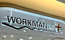 「予備でもう1足買っておきたい」　ワークマンの“高見えスニーカー”が好評　「手を使わなくても履ける」「ワークマンの靴の中で一番良かった」