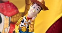 ウッディのフィギュア→セリアの商品で“メイク”したら……「別人じゃん」　290万表示の“驚きの仕上がり”に「今にも動き出しそう」「すごい！」