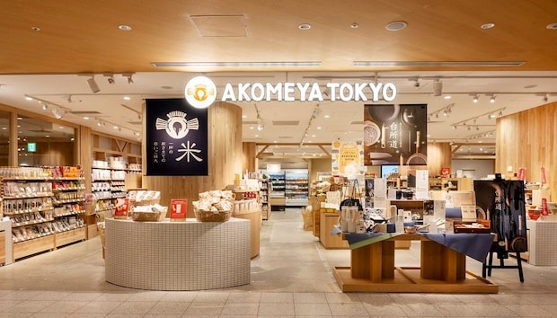 「スマホとお財布だけを入れたくて」　AKOMEYA（アコメヤ）の“一級帆布サコッシュ”が大好評　「軽くて重宝」「また同じ物を注文しました」