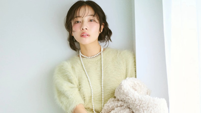 おでかけに役立つセットもの♡ 春先まで着れる「主役級トップス＆透け感スカート」着回しテク