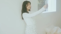 ロマンティックな魅力を演出♡ デザイン性の高い【ドット柄ミニスカート】着回し集