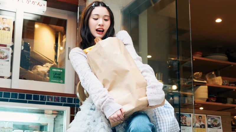 スタイルアップも狙える着回しの救世主！【フレアーデニムパンツ】を使った“春コーデ”4選