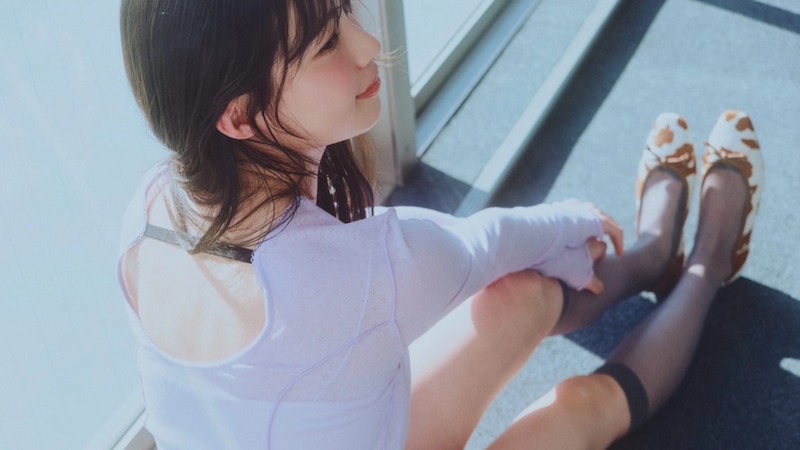 “いいオンナ”感で沼らせて…♡ デコルテと背中で魅せる「コーデ＆アイテム」特集