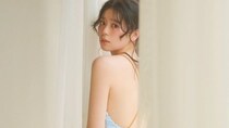 大胆な肌見せがイマドキ♡ オトナの色気を叶える「バックオープン水着」特集
