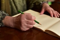 103歳の祖母から届いた“生きる楽しみつづった手紙”に24万いいね「健康寿命」「すごすぎる」