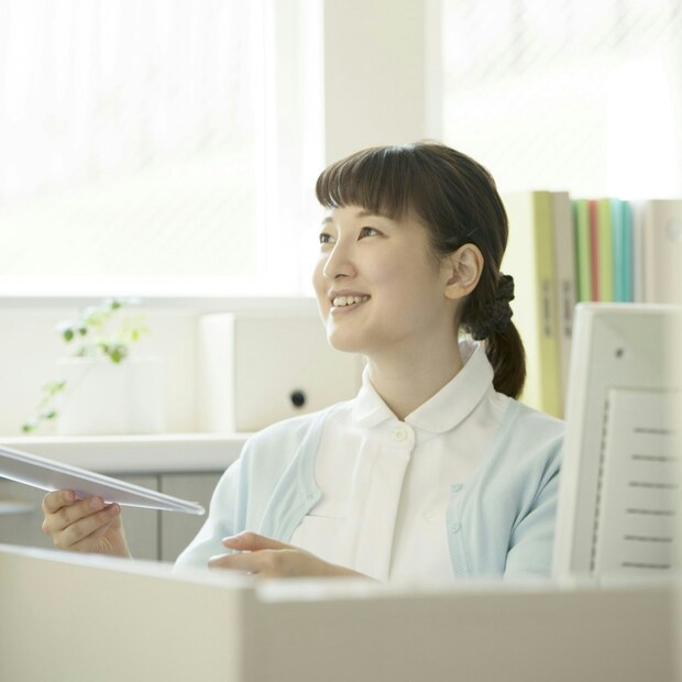 耳が聞こえない患者に“お大事に”→病院受付の温かい対応に5.3万いいね「優しい勇気」