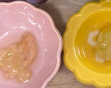 秋生まれベビーと楽しむ「最高に贅沢な朝」→生後10か月にしてうらやましい【食べ比べ】に反響