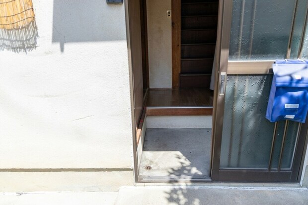 「どうして？」近所から虐待通告→児相職員と繋がっていた近隣住民とは｜ご近所さんに虐待通告されました